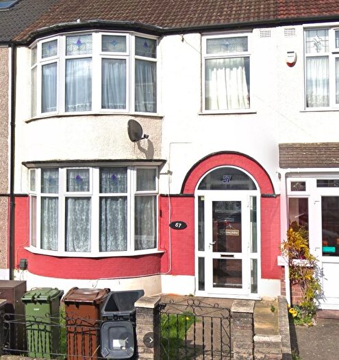 3 Bedroom Terraced House To Rent In Shirley Gardens, Barking, IG11