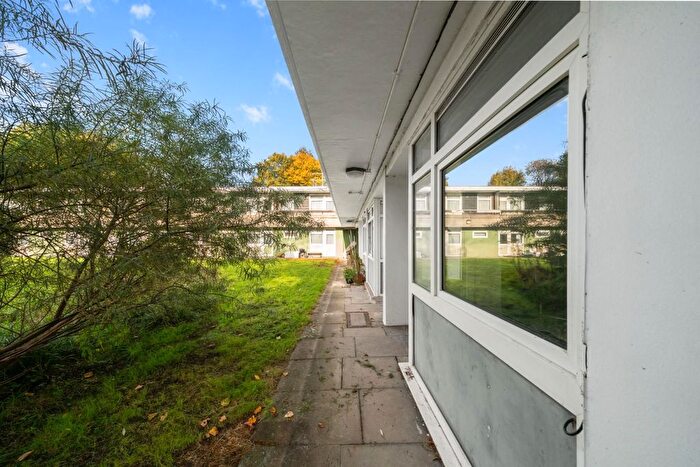 1 Bedroom Flat For Sale In Columbia Road, Shoreditch, E2