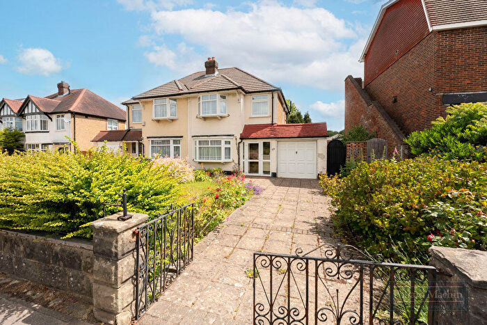 3 Bedroom Semi-Detached House For Sale In Limpsfield Road, Sanderstead, CR2