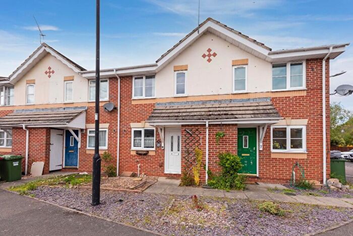 2 Bedroom Terraced House For Sale In Richards Way, Cippenham, SL1