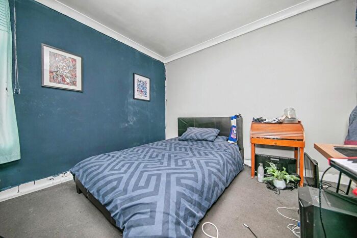 2 Bedroom Semi-Detached House For Sale In Bramford Lane, Ipswich, Suffolk, IP1