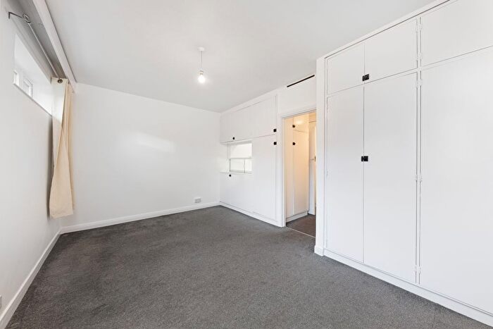 Studio To Rent In Kipling Street, London, SE1