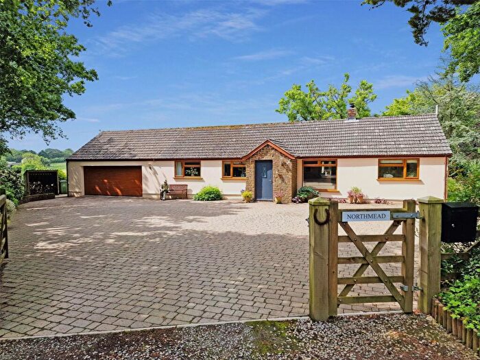 4 Bedroom Bungalow For Sale In Clawton, Holsworthy, Devon, EX22