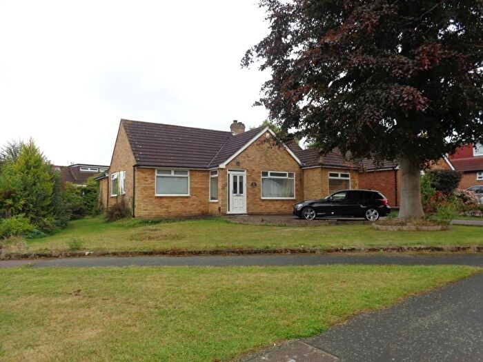 4 Bedroom Detached Bungalow For Sale In Brookside Crescent, Cuffley, Potters Bar, EN6