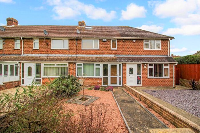 2 Bedroom Terraced House To Rent In Fonthill Walk, Swindon, SN3