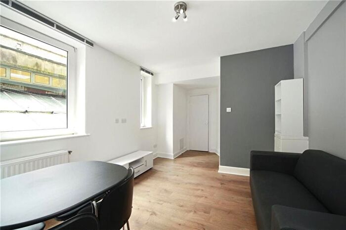1 Bedroom Flat To Rent In Chelsea Cloisters, London, SW3