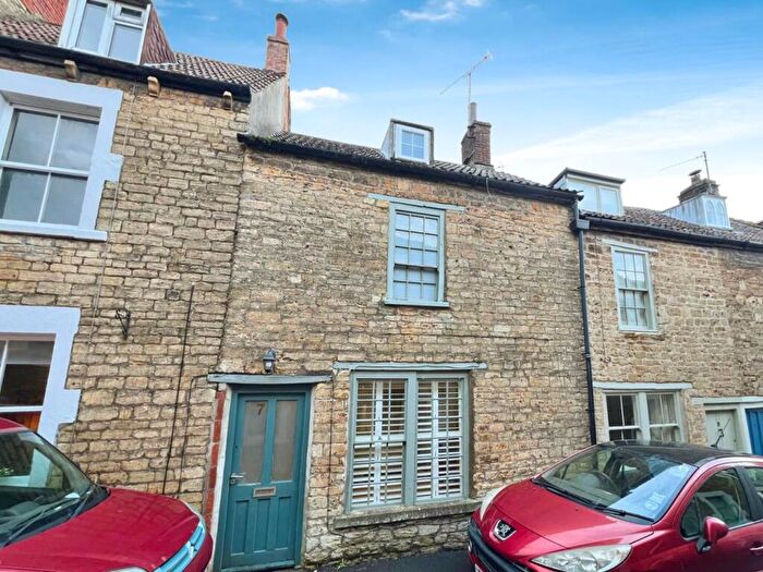 2 Bedroom Terraced House To Rent In Wine Street, Frome, Somerset, BA11