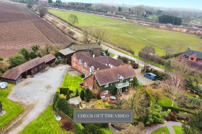 6 Bedroom Detached House For Sale In Beverley Road, Skidby, Cottingham, HU16