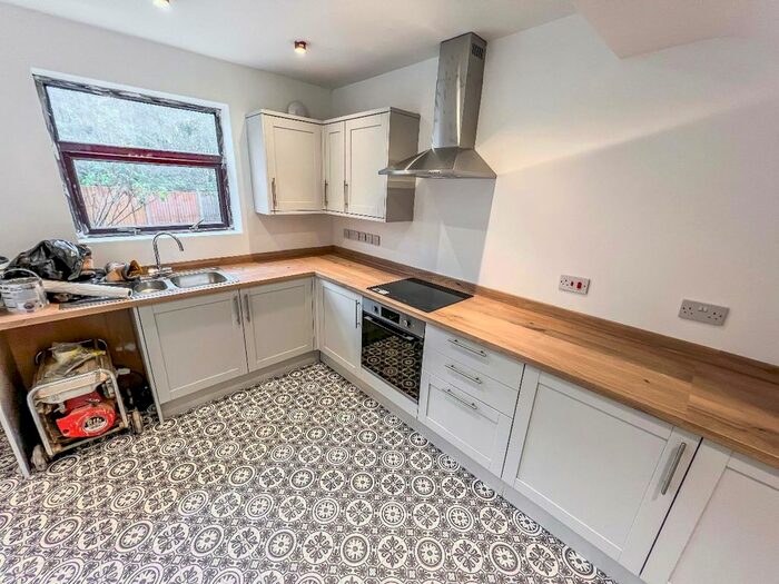 3 Bedroom Semi-Detached House To Rent In Chapel Street, Pensnett, Brierley Hill, DY5