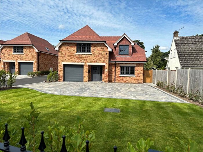 4 Bedroom Detached House For Sale In Heather Ridge Close, Ashley Heath, Ringwood, Dorset, BH24
