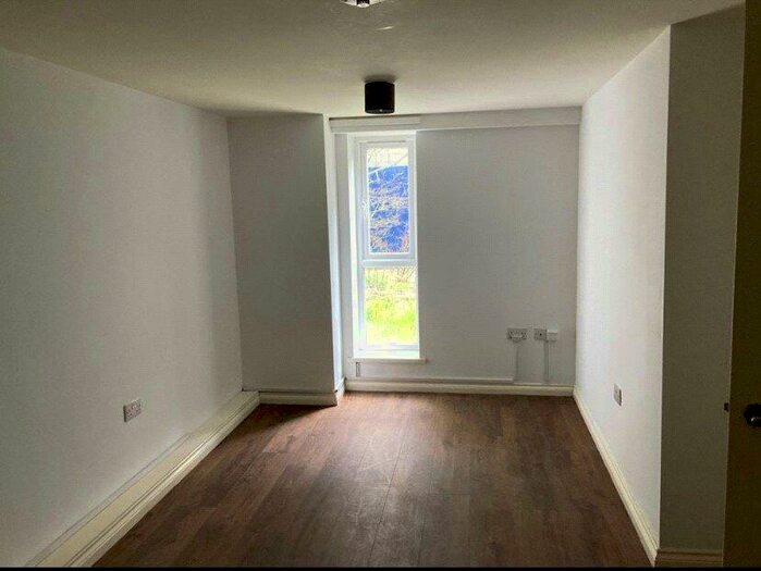 1 Bedroom Apartment To Rent In Glendale House, Town Centre, Washignton, NE38