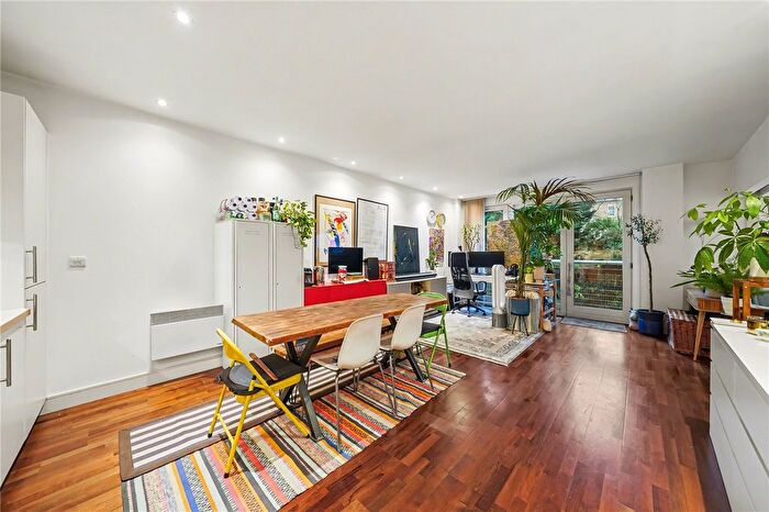 2 Bedroom Flat For Sale In Exchange House, Crouch End Hill, London, N8