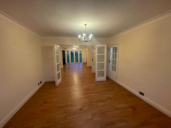 4 Bedroom Detached House To Rent In West Hill, Wembley, Greater London, HA9