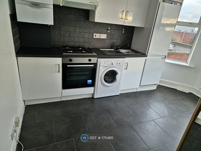1 Bedroom Flat To Rent In Muswell Hill, London, N10