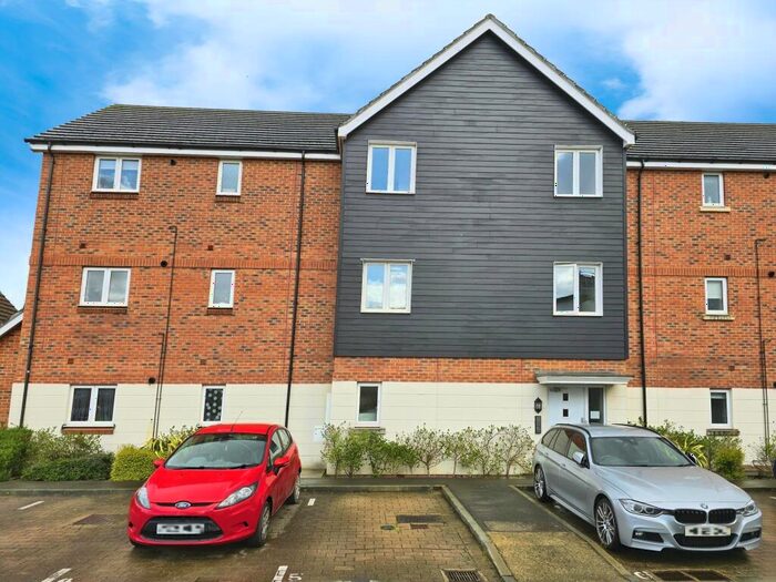 1 Bedroom Flat To Rent In Centrifuge Way, Farnborough, GU14