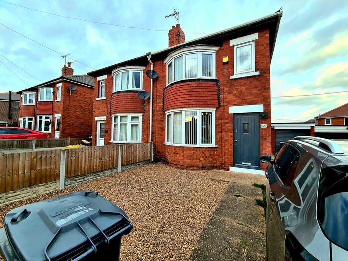 3 Bedroom Semi-Detached House To Rent In Richmond Road, Scawsby, Doncaster DN5
