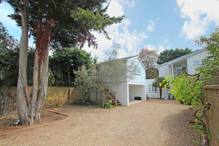 Studio To Rent In Upper Ham Road, Ham, Richmond, TW10