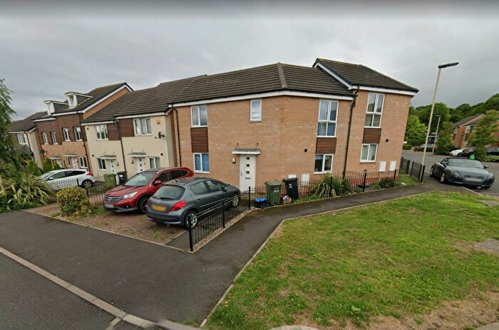 3 Bedroom House To Rent In Webley Grove, Dudley, DY1