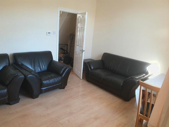4 Bedroom Terraced House To Rent In King Street, Treforest, Pontypridd, CF37