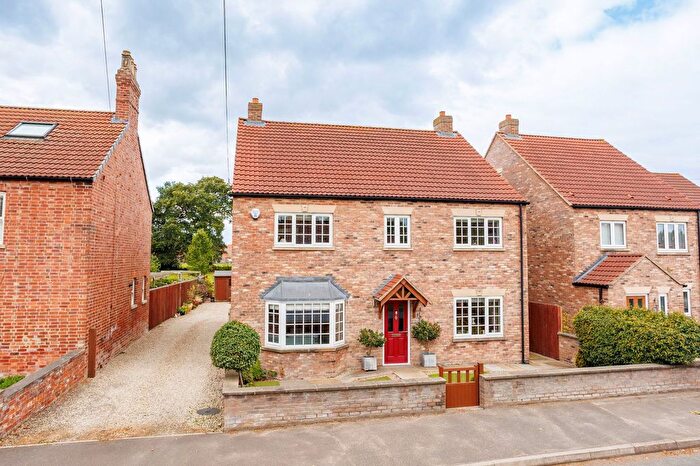 5 Bedroom Detached House For Sale In Skipwith, Selby, YO8