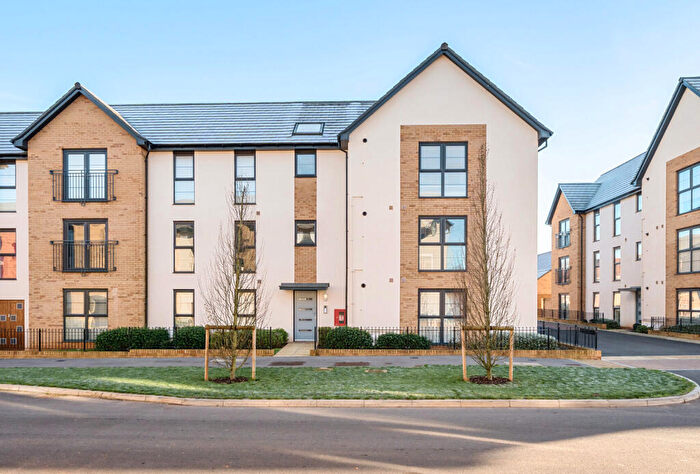 2 Bedroom Apartment For Sale In Clark Drive, Yate, Bristol, Gloucestershire, BS37