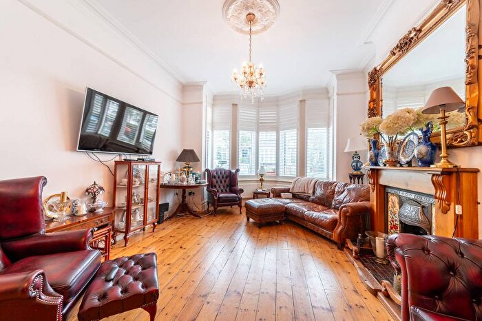 6 Bedroom Terraced House For Sale In Hanover Road, Kensal Green, London, NW10