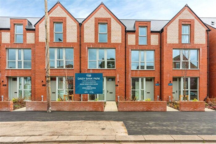 4 Bedroom End Of Terrace House For Sale In Laindon Road, Manchester, Greater Manchester, M14