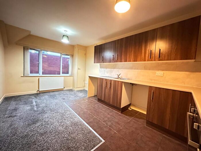 1 Bedroom Apartment To Rent In Flat, - High Street, Dudley, West Midlands, DY1