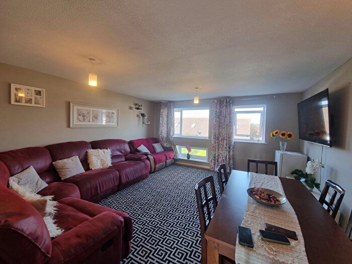 3 Bedroom Flat To Rent In Alexandra Road, London, N10