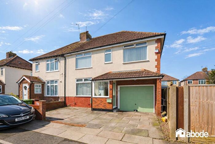 3 Bedroom Semi Detached House For Sale In Grasmere Gardens, Liverpool, L23