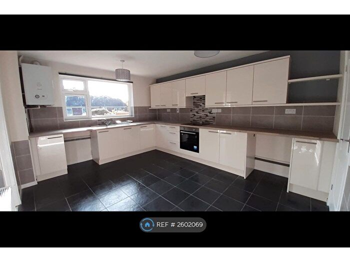 2 Bedroom Terraced House To Rent In Northleach Close, Redditch, B98
