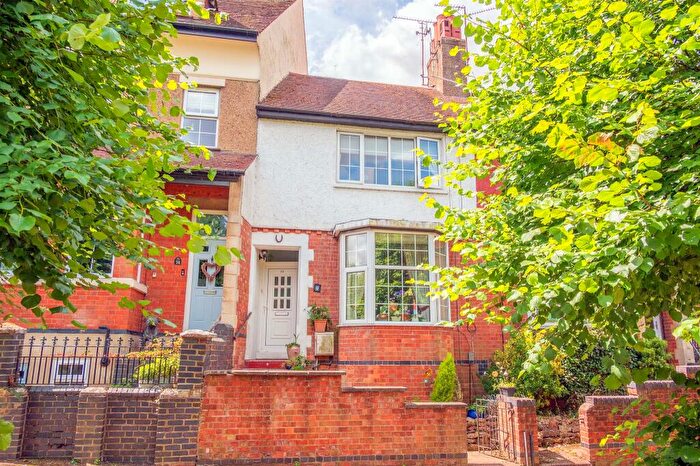 3 Bedroom Terraced House For Sale In Rothwell Road, Desborough, Kettering, NN14