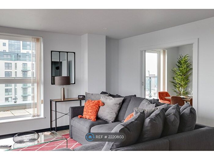 2 Bedroom Flat To Rent In Regatta Quay, Ipswich, IP4