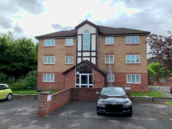 1 Bedroom Flat To Rent In Palmers Leaze, Bristol, BS32