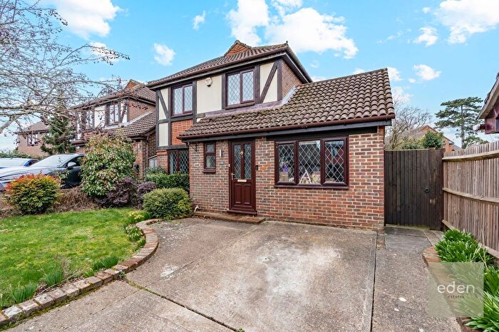 4 Bedroom Detached House For Sale In Bridgewater Place, Leybourne, ME19