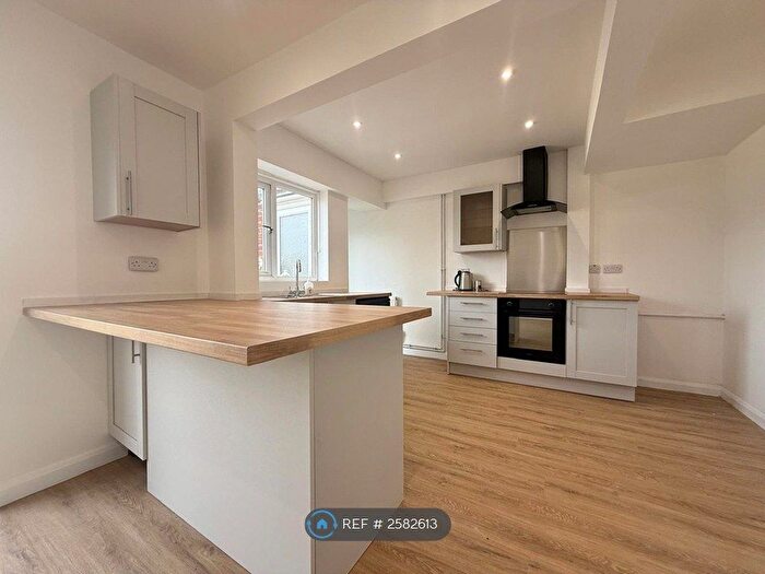 3 Bedroom Terraced House To Rent In Robin Drive, Ipswich, IP2