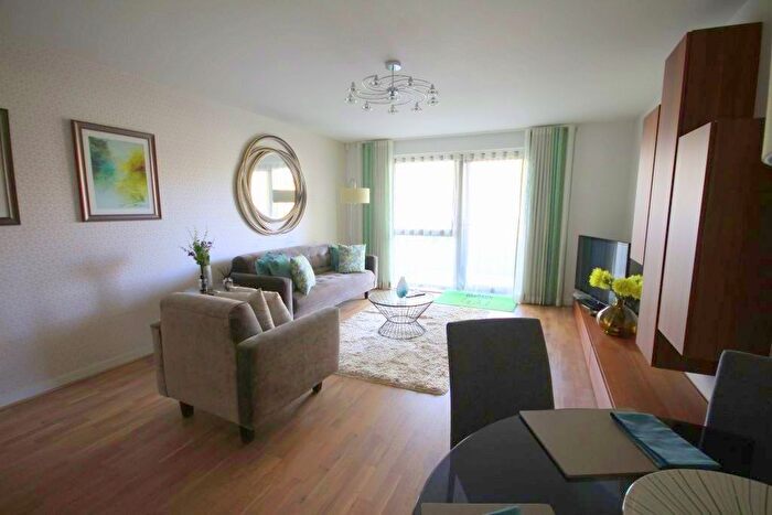2 Bedroom Flat To Rent In Manchester Road, Island Gardens, London, E14