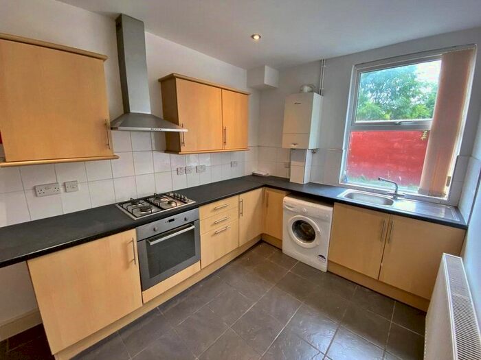 3 Bedroom Terraced House To Rent In Whitby Road, Fallowfield, M14