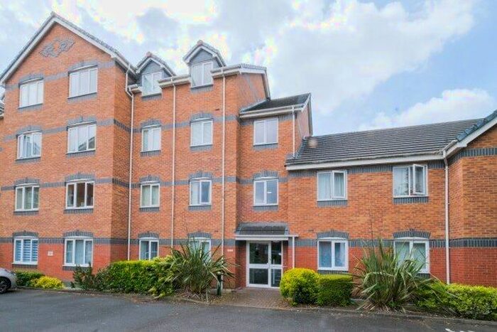 2 Bedroom Flat To Rent In Knightswood Court, Liverpool, L18