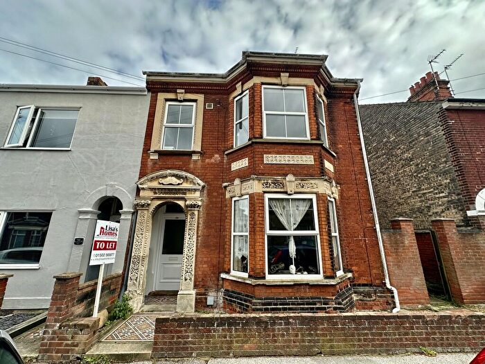 3 Bedroom Apartment To Rent In Beresford Road, Lowestoft, NR32