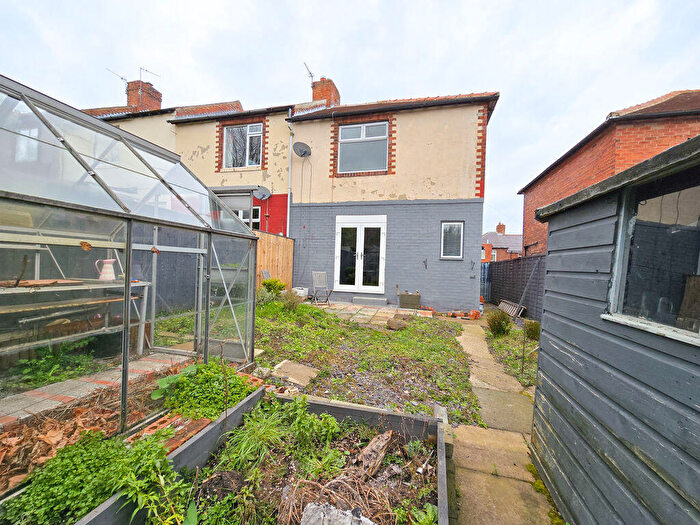 3 Bedroom Terraced House For Sale In Holly Avenue, Winlaton, NE21