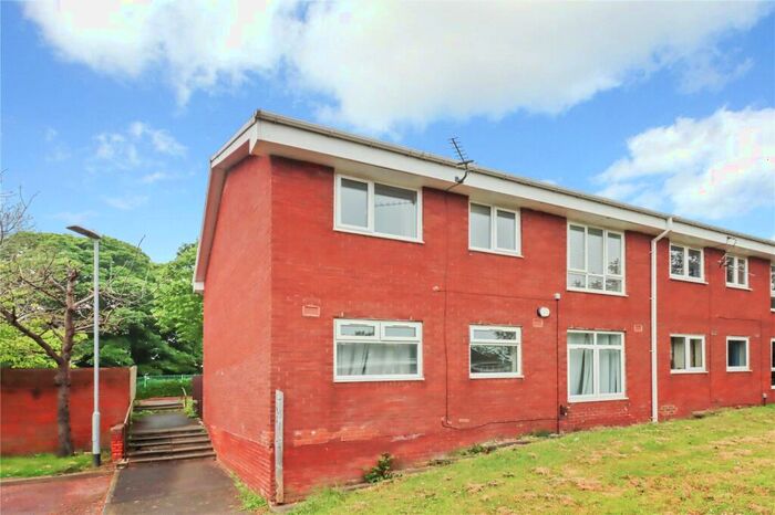 2 Bedroom Flat To Rent In West Lea, Blaydon-On-Tyne, Tyne And Wear, NE21