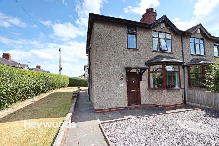 3 Bedroom Semi-Detached House For Sale In Kingsland Avenue, Stoke-On-Trent, ST4