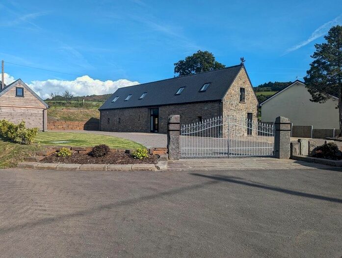 4 Bedroom Barn Conversion For Sale In Rhydypandy, Morriston, Swansea, SA6