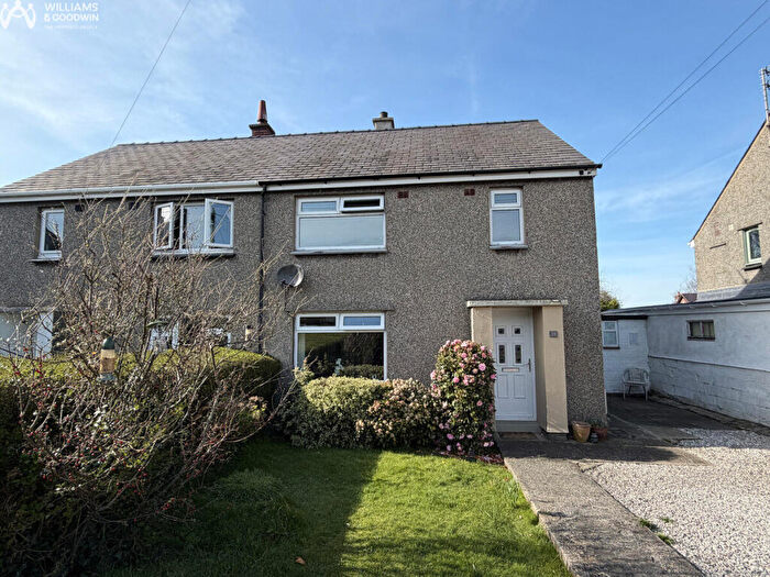 3 Bedroom Semi Detached House For Sale In Pen Y Ffridd Road, Bangor, Gwynedd, LL57