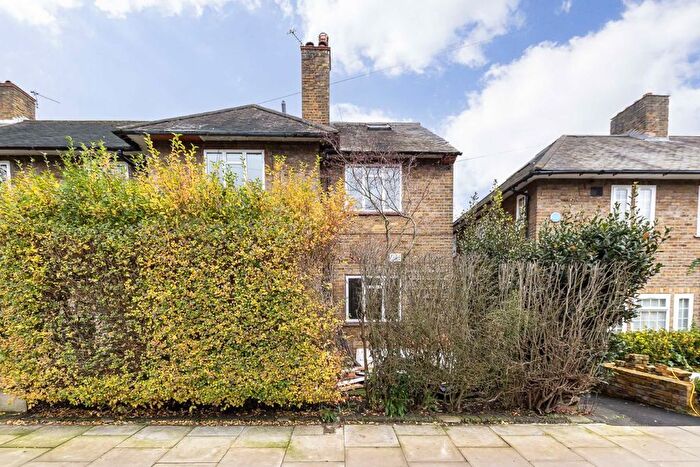 5 Bedroom Property To Rent In Pleasance Road, Putney, SW15