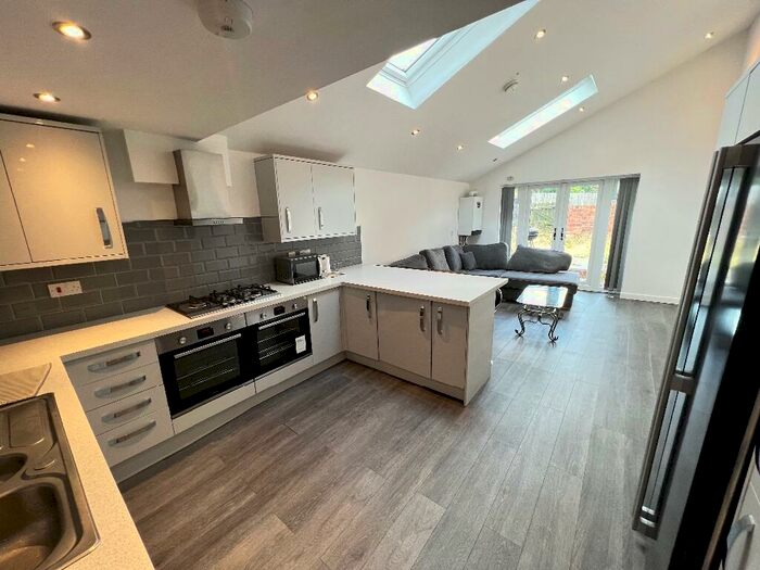 4 Bedroom Terraced House To Rent In Terry Road, Coventry, CV1