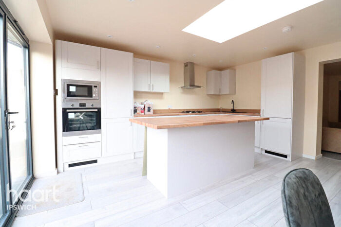 3 Bedroom Terraced House For Sale In Redwing Close, Ipswich, IP2