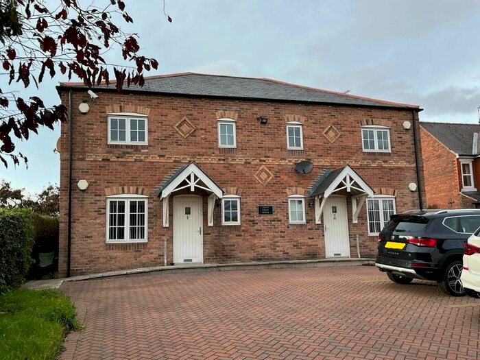 1 Bedroom Flat To Rent In Station Road, Bawtry, Doncaster, DN10