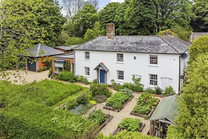 4 Bedroom Detached House To Rent In Upper Chute, Andover, SP11